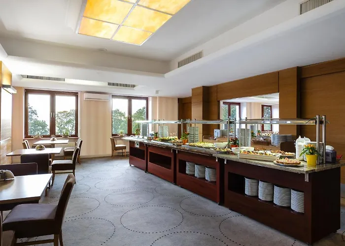 Hotell Interferie Sport Bornit