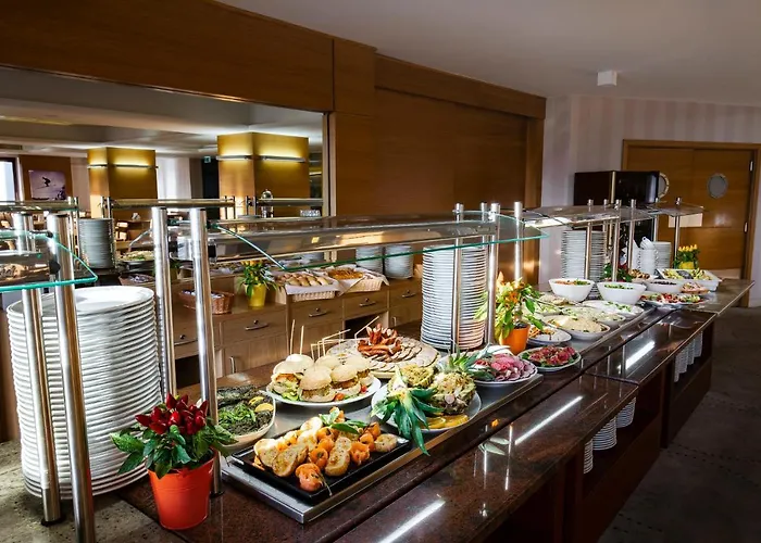 Hotell Interferie Sport Bornit 4*