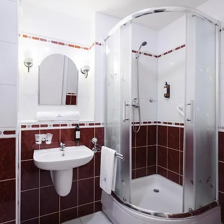 Interferie Sport Bornit 4*