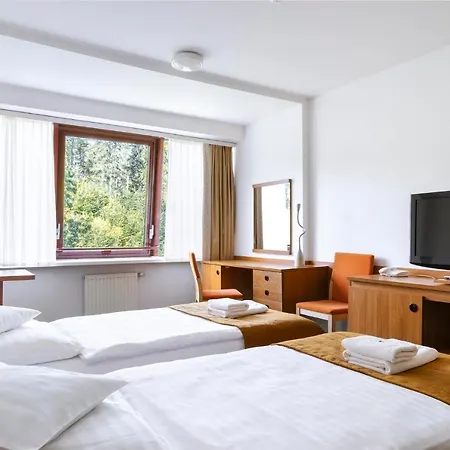 Hotell Interferie Sport Bornit