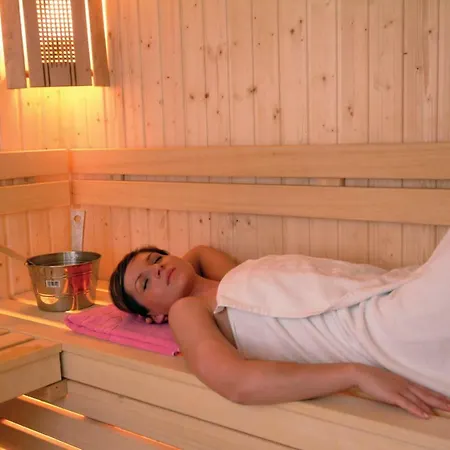 Hotell Interferie Sport Bornit 4*