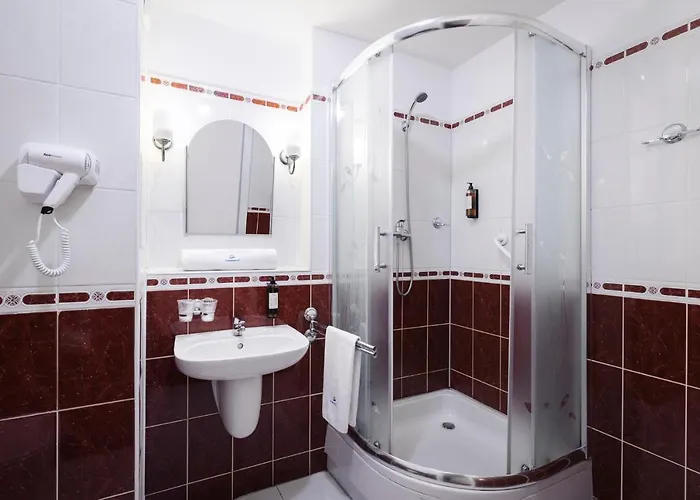 伯尔尼特因特费斯波特大酒店 4*