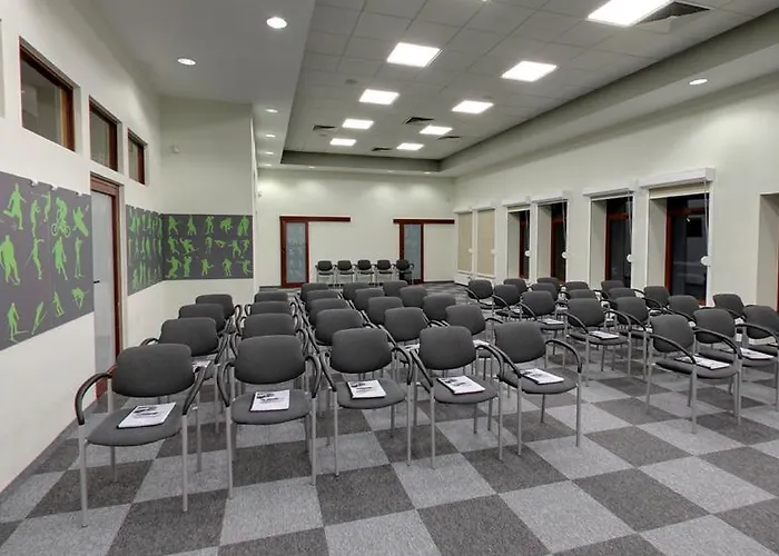 伯尔尼特因特费斯波特大酒店 4*